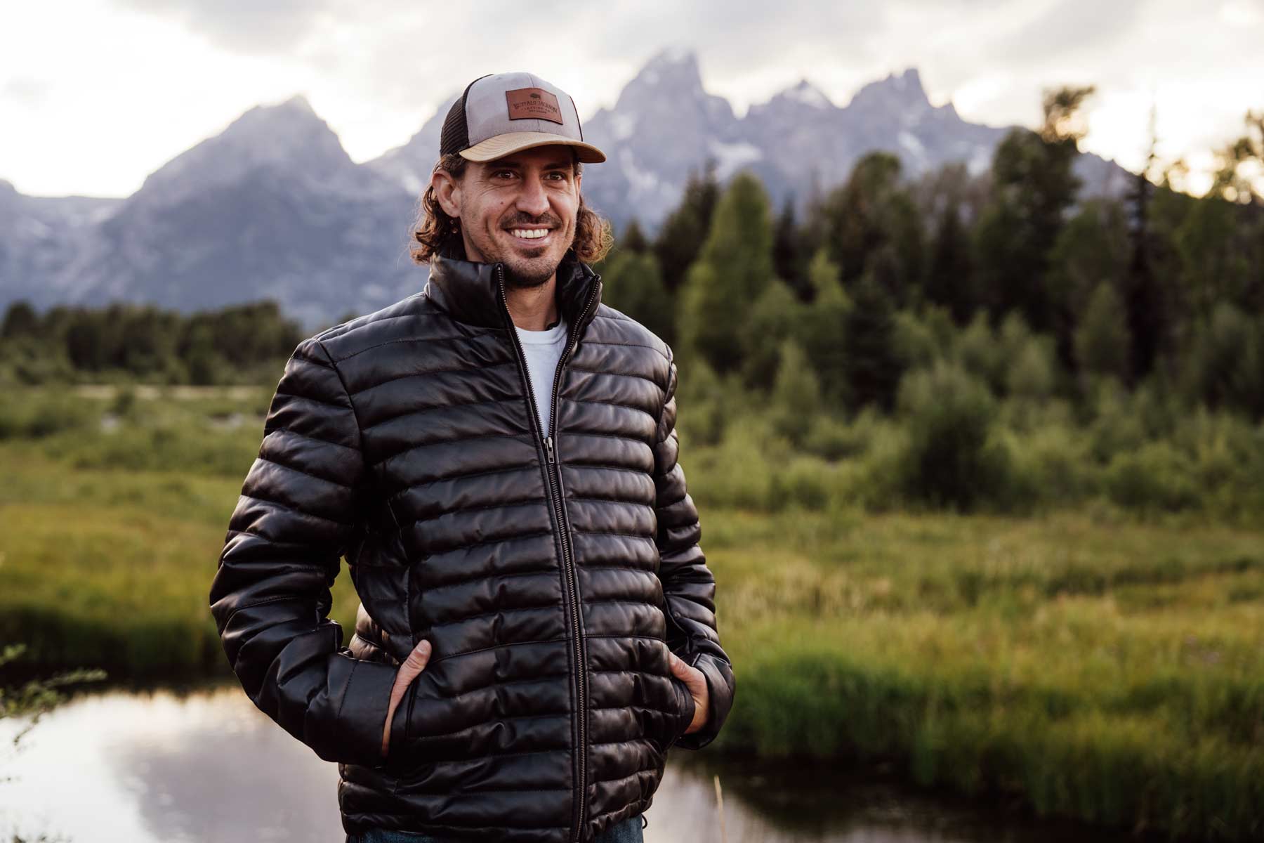 Jackson Hole - Mountain Jacket Down Fill in Black Full Grain Leather
